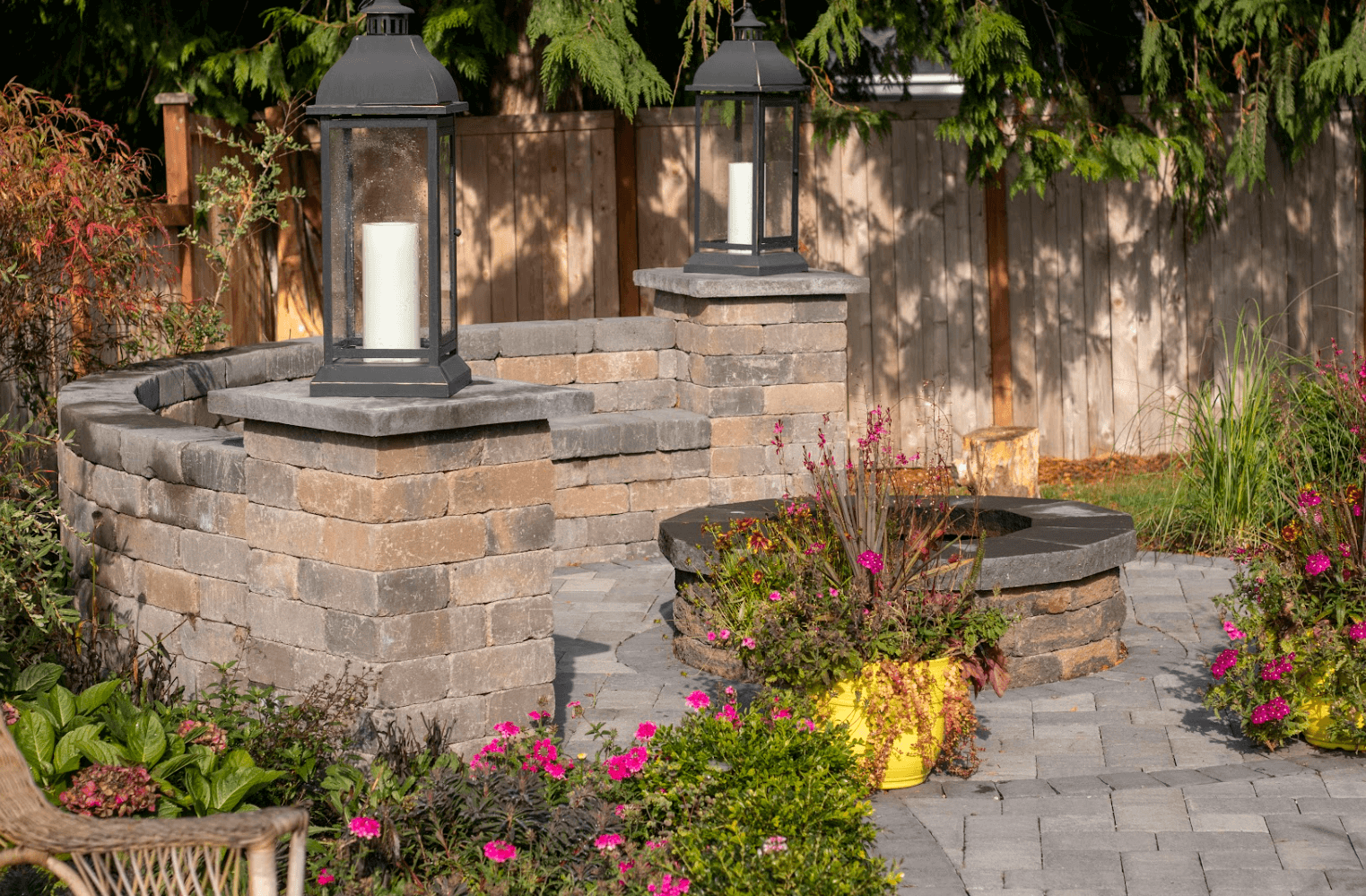 Stone-Outdoor-Fire-Pit