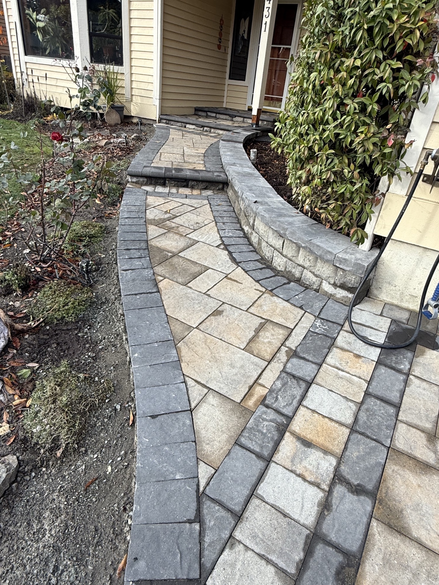Paver Driveway & Walkway Installation in Bothell, WA 3 Image Bc9e5362 B029 4927 80c5 45ef856c434c 1762796215 Copy