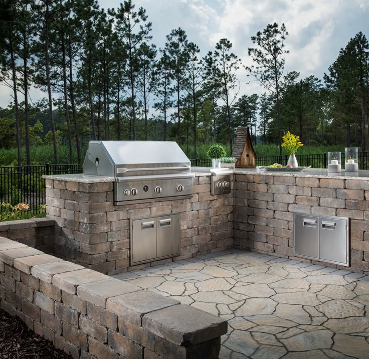 Custom Outdoor Kitchens in Washington 3 Custom outdoor kitchen by Sta-Built Construction